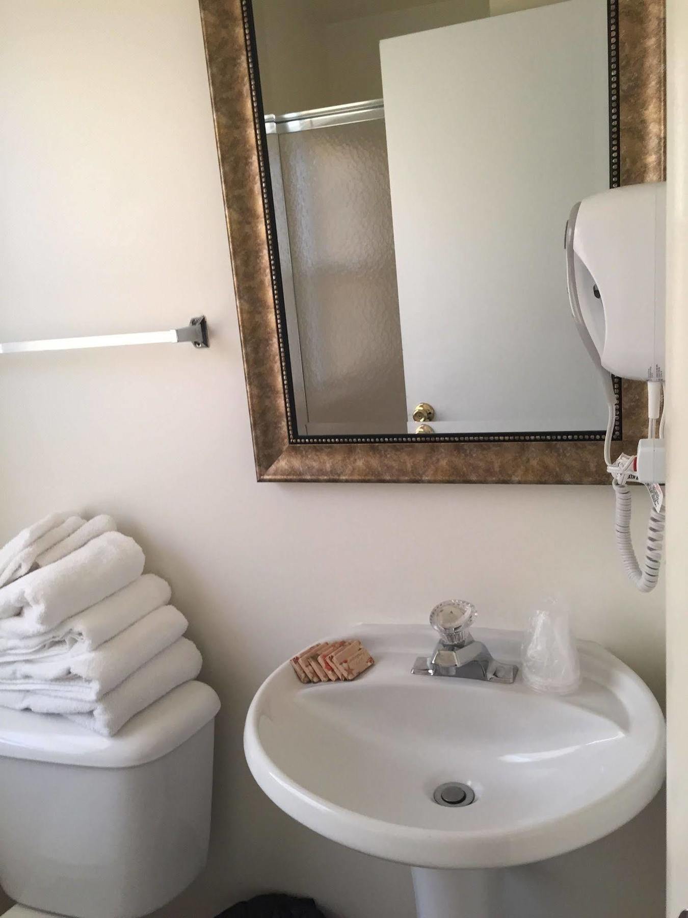 The Wellington Hotel & Suites Oceanblock Ocean City Eksteriør billede